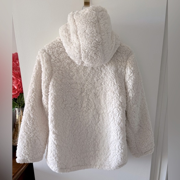 Women’s Fuzzy Hooded Coat - Picture 3 of 5